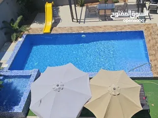  4 شاليهات ومزارع فخمه داخل ناعور مسبح مدفى