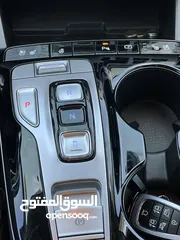  21 هونداي توسان 2022  فل اضافات بدون فتحة سقف  فحص نخب  عداد 22 الف كيلو  الجب كرتونة
