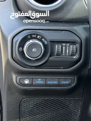  19 Jeeb rubicon hybrid جيب روبيكون هايبرد  فل اضافات  Plug in hybrid