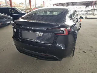  2 Tesla 3 2024