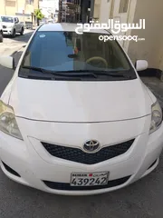  5 Toyota Yaris 2013 white