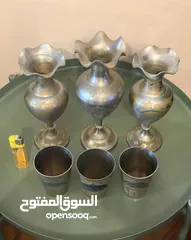  8 مزهريات وكاسات المدينة المنورة ايام الزمن الجميل. الاسعار والتفاصيل في الوصف.