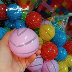  11 مكعبات ليغو بالكيلو ومعجونة بالكيلو