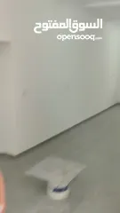  8 محل للايجار