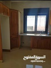 19 منزل شبه فيلا مساحته 150م طابق واحد مستقل حديث البناء قرب فلل الاندلسية طريق مادبا للايجارمن المالك