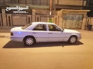  8 مارسيدس بنز 1990