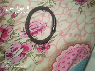  7 اسواره جلد اصلي