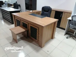  25 مكتب قياس 160*80 مع جانبيه وطاولة وسط خشب لامينت مستورد بسعر المصنع تفصيل جميع الموديلات جميع المقاس