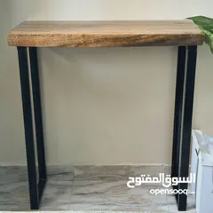  4 طاولات بالأخشاب الطبيعية