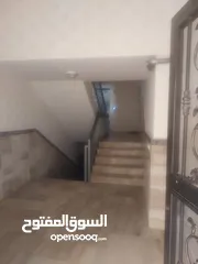  2 للبيع شقه سوبر ديلكس في البيره قرب العالميه للتأمين والمقاطعه