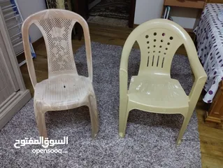  3 2 plastic chairs