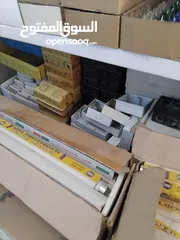 7 بضاعة محل كهرباء 1 فاز للبيع بالكامل وأقل من سعر الجمله