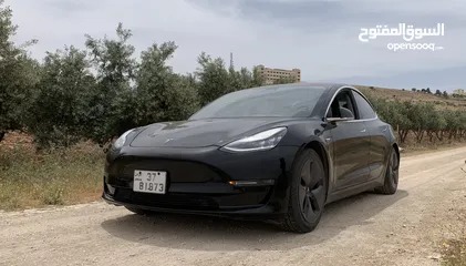  13 Tesla model 3 standard plus
