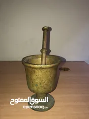  1 هاون و مدقة نحاس أصلي ثقيل (وزن 4 كغم) – تحفة تراثية للبيع