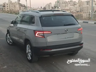  13 جيب سكودا كاروك فل كامل اضافات  للبيع بسعر مغري