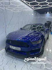  11 فورد موستنك