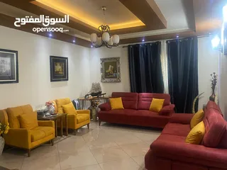  9 شقة مميزة مع اطلالة رائعة سوبر ديلوكس عل الشارع الرئيسي/ خلة قيس اول الدوحة قريبة من بيت جالا 162م