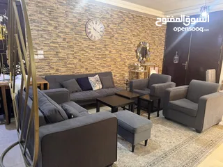  3 غرفة المعيشة وسفرة ومتفرقات للبيع