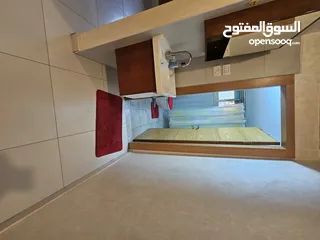  4 شقه مفروشه للايجار لعائله صغيره او عرسان