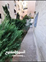  20 شقة مفروشة للايجار في دير غبار مع حديقة وترس