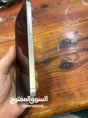  2 ايفون 15 برو ماكس 256 جيجا شرق اوسط بحالة الوكاله