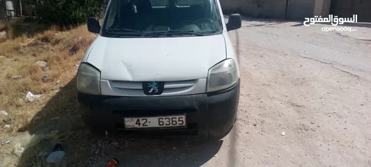  1 بيجو بيرتنر 2005