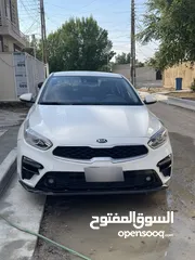  2 Kia Forte 2021