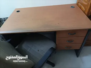  3 طاولة مكتب مع كرسي خشب متين قوي