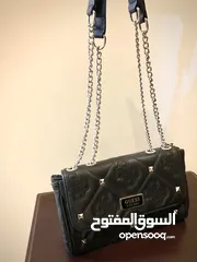  5 Guess bag Black leather flap