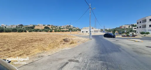  5 ارض للبيع 500 م في اجمل مناطق المملكه بدر الجديده (الغروس الغربي) على شارعين