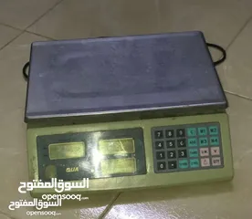  1 ميزان إلكتروني