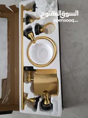  1 طقم اكسسوارات حمام لون ذهبي مميز