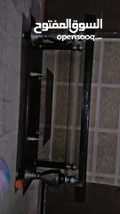  1 طاولة شاشة قزاز اسود