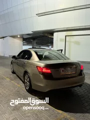  6 هوندا اكورد Honda