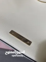  5 حقيبة بيضاء من آلدو