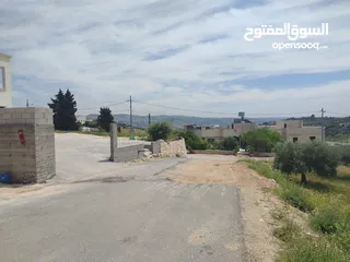 16 دنم مميز بطنا ع شارعين قرب شارع الستين الجديد