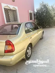 4 هونداي فيرنا  2000 للبيع