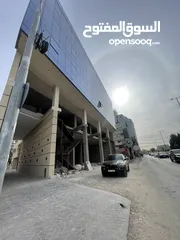  1 مكتب تجاري مميّز للإيجار في أقوى مناطق اربد حيوياً و أجملها بجانب مواقف ارابيلا مول