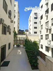  6 شقة فاخرة بإطلالة  مميزة بارقى مناطق عمان الغربية الجبيهة ارضي واخير مع رووف وطوابق