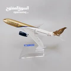  4 نماذج الطائرات