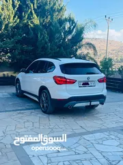  4 BMWX1 2018