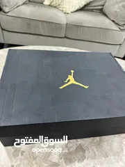  2 AIR JORDAN 1 MID black and red اصلي كامل المرفقات