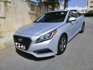  3 هونداي سوناتا 2018 هوندا انسايت 2021 بحالة الوكاله للإيجار