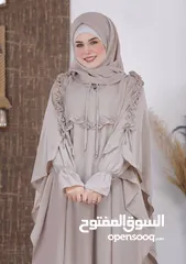  5 عباية موديل 2025 ساترة فضفاضة قماش حرير المدينة بمقاسات متعددة وألوان زاهية