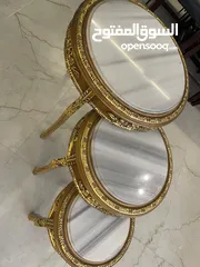  2 طاولات مصري فاخرة بحالة ممتازة – 3 قطع