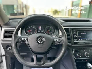  26 Volkswagen Atlas 2018 USA 125000 km excellent condition