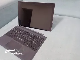  4 Microsoft Surface Pro 7