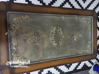  1 طاولة كبيرة مع اثنتين صغار خشب زان