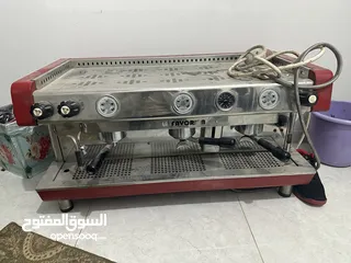  1 ماكينة اسبرسو ثلاث عيون 3 فاز