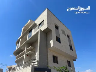  5 عمارة للبيع او للايجار مكاتب عدد طابق 1 ومخازن عدد 4 طوابق بموقع مميز و بتصميم عصري